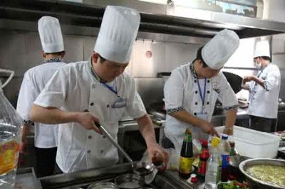 廣州工廠食堂承包 提升員工餐飲體驗的餐飲管理咨詢策略